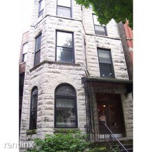 909 W Newport Ave in Chicago, IL - Building Photo - Building Photo