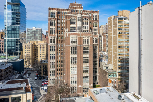 Bradley Apartments in Chicago, IL - Building Photo - Building Photo