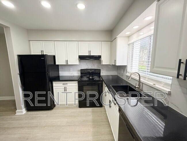 property at 4267 S Semoran Blvd