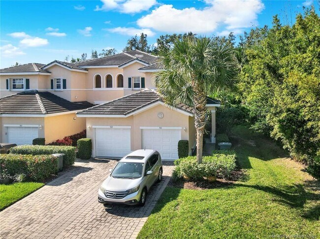 301 S Compass Dr in Fort Pierce, FL - Building Photo - Building Photo