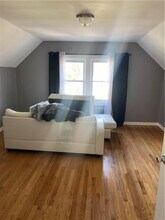 220 Hillside Ave in Mount Vernon, NY - Building Photo - Building Photo