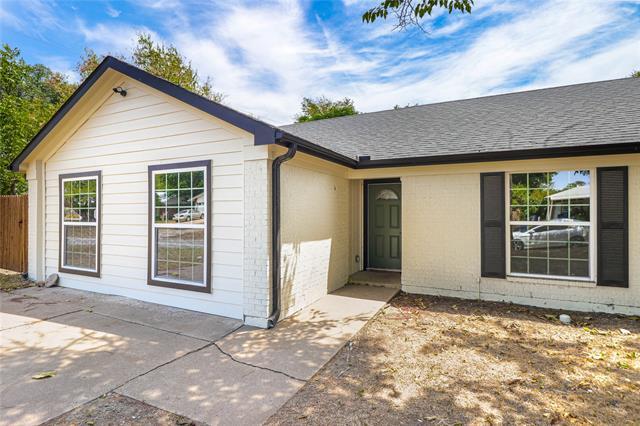 629 Edna Ct in Fort Worth, TX - Building Photo - Building Photo