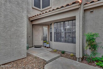 10071 E Sheena Dr in Scottsdale, AZ - Building Photo - Building Photo