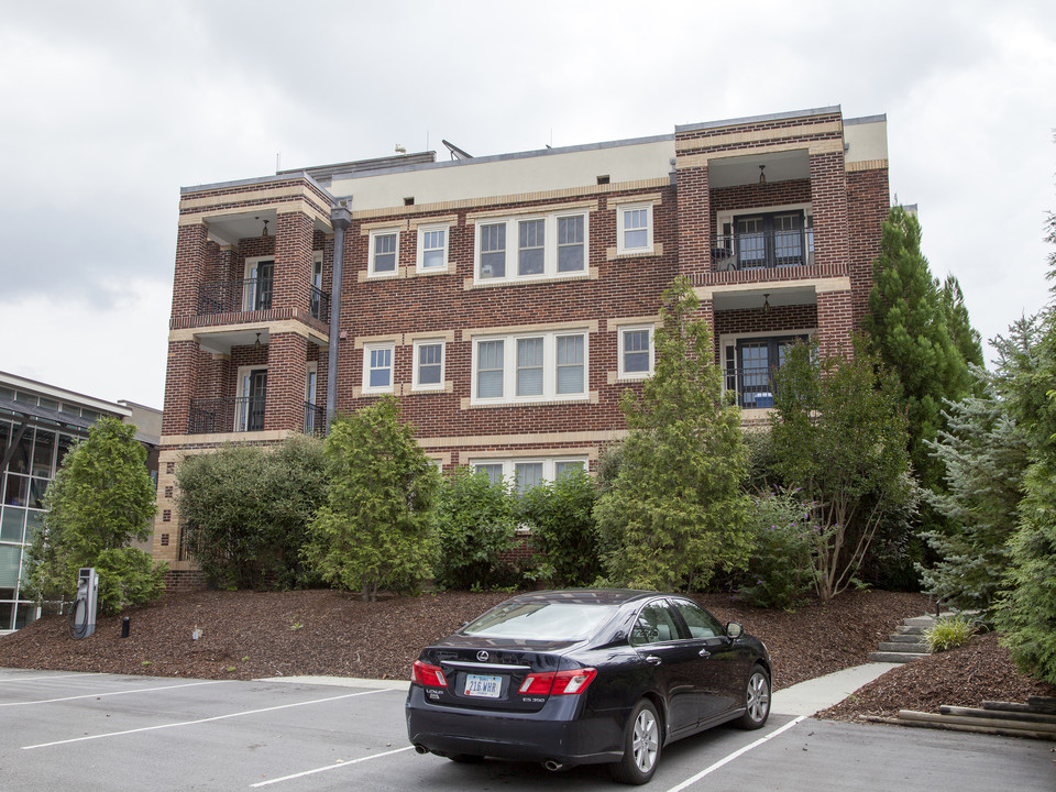 The Landmark Building in Hendersonville, NC - Building Photo