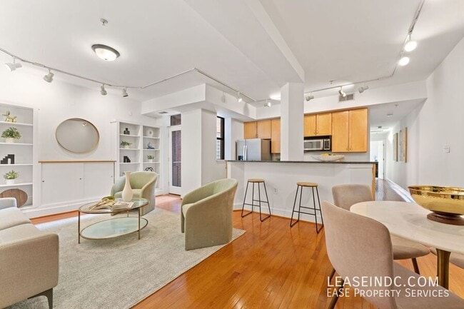 1419 Clifton St NW in Washington, DC - Building Photo - Building Photo