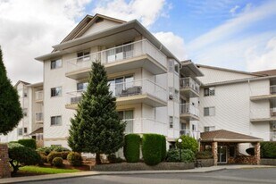 Bevan Grove in Abbotsford, BC - Building Photo