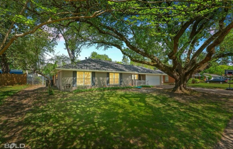 3634 Madison Park Blvd in Shreveport, LA - Building Photo