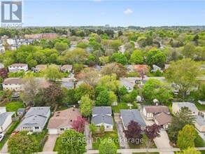 53 Karen Walk in Waterloo, ON - Building Photo - Building Photo