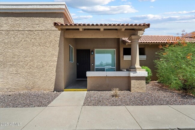521 W Hononegh Dr in Phoenix, AZ - Building Photo - Building Photo