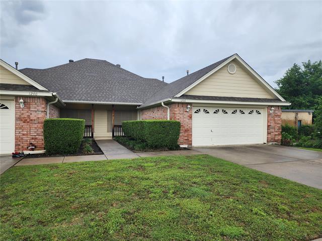 property at 1236 Trailwood Dr