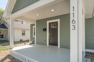 1163 S Mary Ave in Springfield, MO - Building Photo - Building Photo