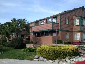 Stonegate in Fontana, CA - Building Photo - Building Photo