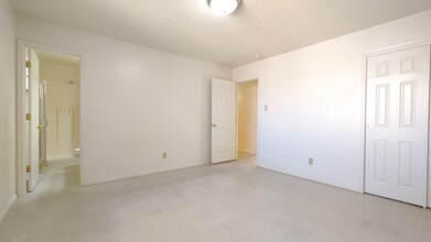 12905 Roma Ave NE in Albuquerque, NM - Building Photo - Building Photo