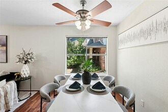 8411 Glen Canyon Dr in Round Rock, TX - Building Photo - Building Photo