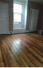 5110 Wayne Ave, Unit 3rd Fl in Philadelphia, PA - Foto de edificio - Building Photo