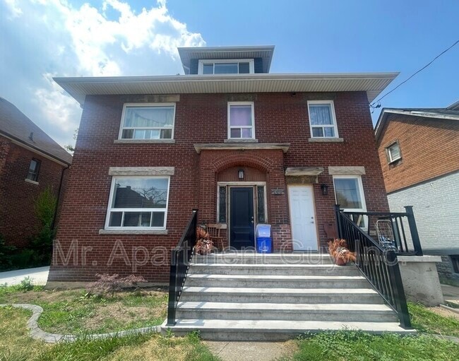 property at 119 Ottawa St N