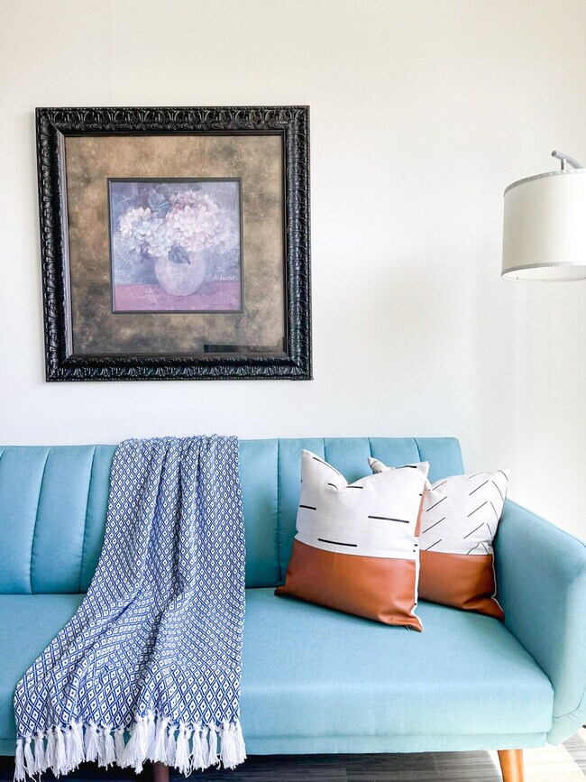 2515 Burnet Ave in Cincinnati, OH - Building Photo - Building Photo