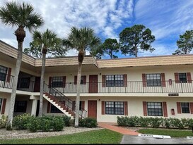 4285 Oak Terrace Dr in Greenacres, FL - Building Photo