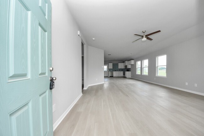 property at 1105 W Bayshore Dr