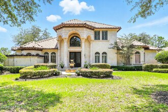 2061 Crown Dr in St. Augustine, FL - Building Photo - Building Photo