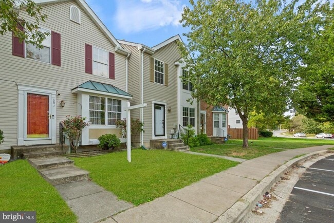 property at 207 Langdon Farm Cir