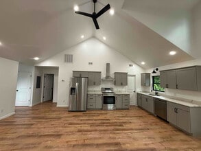 2855 Old Rome Rd in Dalton, GA - Building Photo - Building Photo