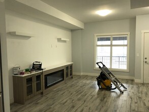1308 Rutland Rd N in Kelowna, BC - Building Photo - Building Photo
