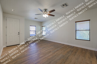 21821 E Gold Canyon Dr in Queen Creek, AZ - Building Photo - Building Photo