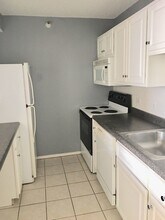 10 E Ontario St in Chicago, IL - Building Photo - Building Photo