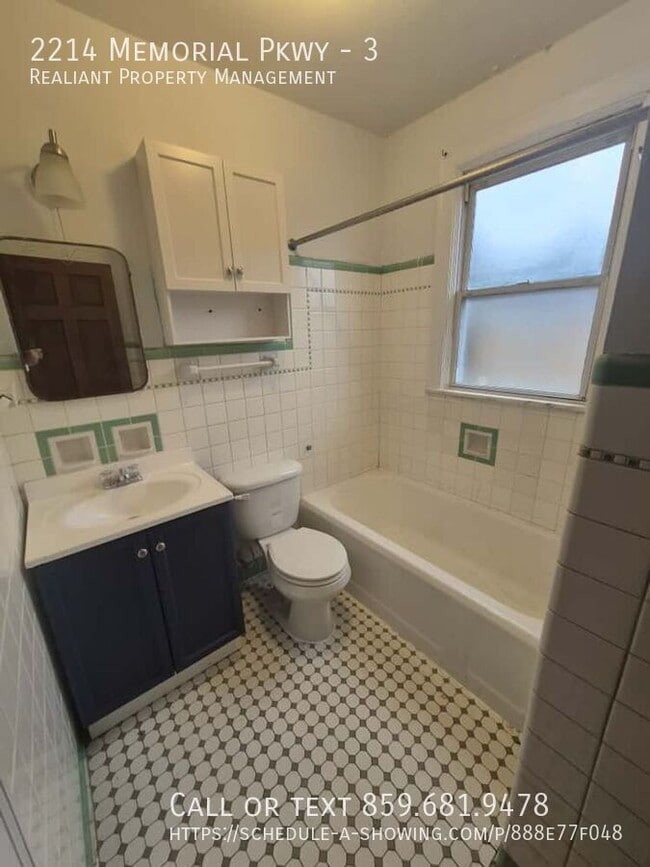 property at 2214 Memorial Pkwy
