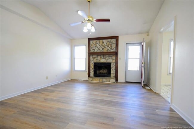 6549 Applewhite Rd in Fayetteville, NC - Building Photo - Building Photo