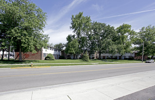 4960-4982 Medfield Way in Columbus, OH - Building Photo