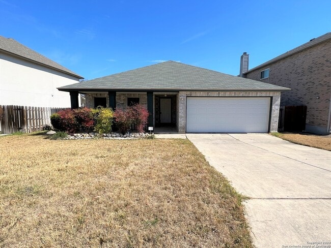 property at 8214 Chestnut Manor Dr