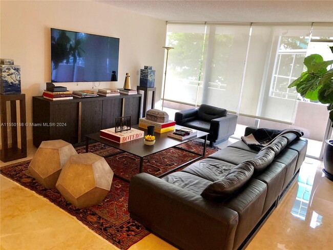 2025 Brickell Ave, Unit 502 in Miami, FL - Building Photo - Building Photo