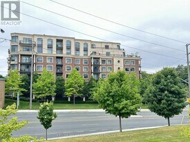 1888 Bayview Ave in Toronto, ON - Building Photo