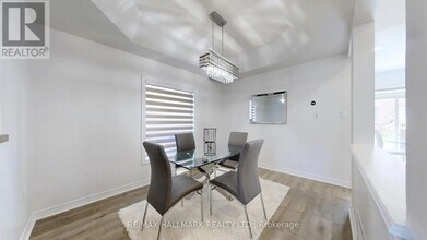 22 Bostock Dr in Georgina, ON - Building Photo - Building Photo