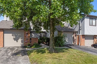 1707 Thorny Briar Dr in St. Louis, MO - Building Photo - Building Photo