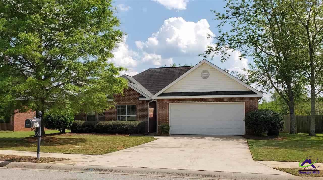 207 Sugarloaf Pkwy in Perry, GA - Building Photo