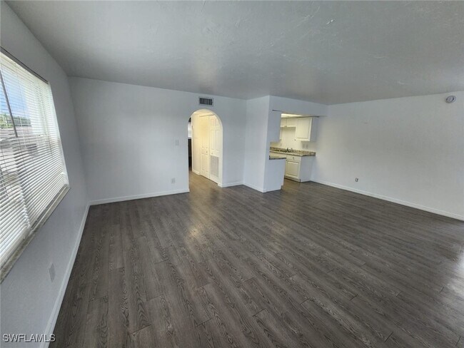 1919 Lillie St in Ft. Myers, FL - Building Photo - Building Photo