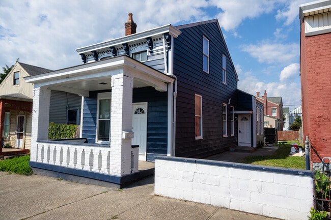 property at 411 Hodge St