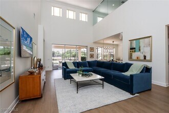 28243 Altessa Way in Bonita Springs, FL - Foto de edificio - Building Photo