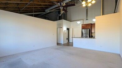 241 S Main St in Bartlett, IL - Building Photo - Building Photo