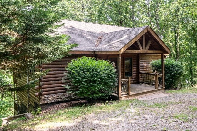 124 Adair Dr in Ranger, GA - Building Photo - Building Photo