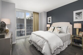 125 N Dearborn St in Chicago, IL - Building Photo - Building Photo