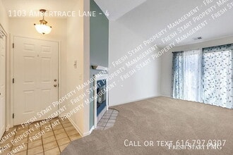 1103 Ambertrace Ln in Holland, MI - Building Photo - Building Photo