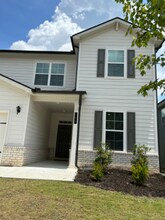 123 Vivian Ln in Peachtree City, GA - Building Photo - Building Photo