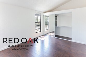 10304 Tujunga Canyon Blvd in Los Angeles, CA - Building Photo - Building Photo
