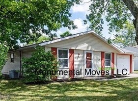 1808 Woodbine Dr in Anderson, IN - Building Photo