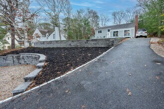 57 Summersea Rd in Mashpee, MA - Building Photo - Building Photo