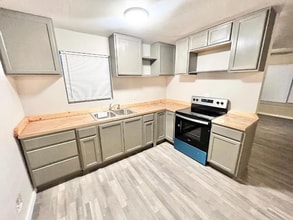 754 Fitch St in San Antonio, TX - Building Photo - Building Photo